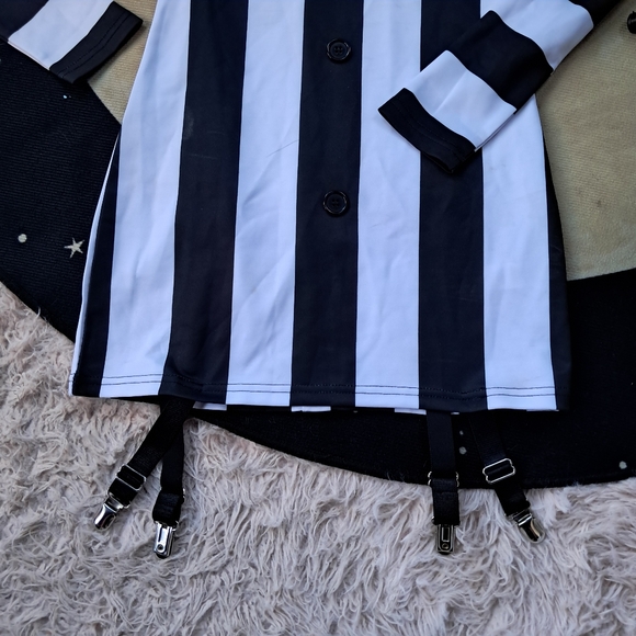 Beetlejuice dress w sexy garters! Dolls kill discontinued long sleeve nwt! - Picture 2 of 6